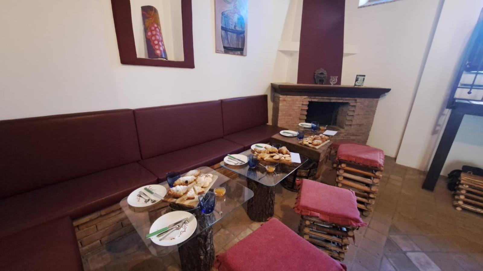 B&B Le Vie Del Borgo Castiglione De Sicilia Extérieur photo