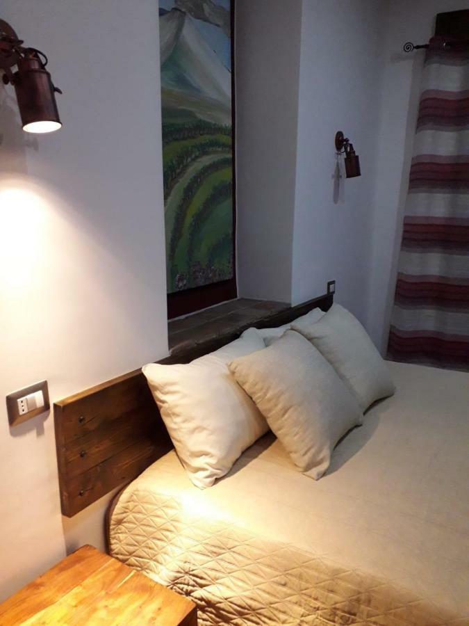 B&B Le Vie Del Borgo Castiglione De Sicilia Extérieur photo
