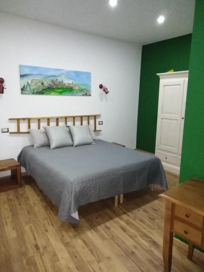 B&B Le Vie Del Borgo Castiglione De Sicilia Extérieur photo